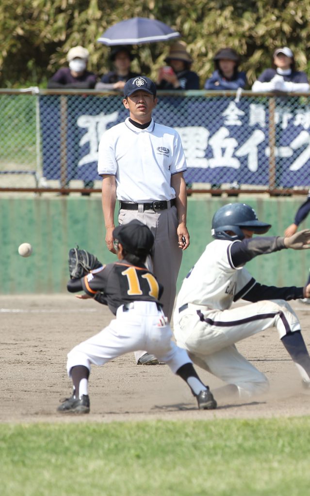 審判部の片桐さん(津雲台少年野球部)